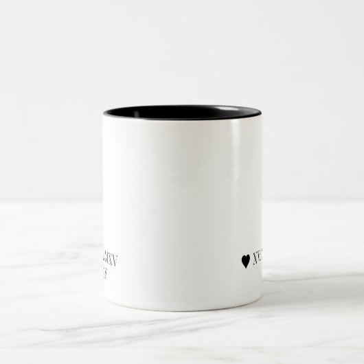 Aangepaste Romeinse nummerdatum Jubileum Tweekleurige Koffiemok (Center)