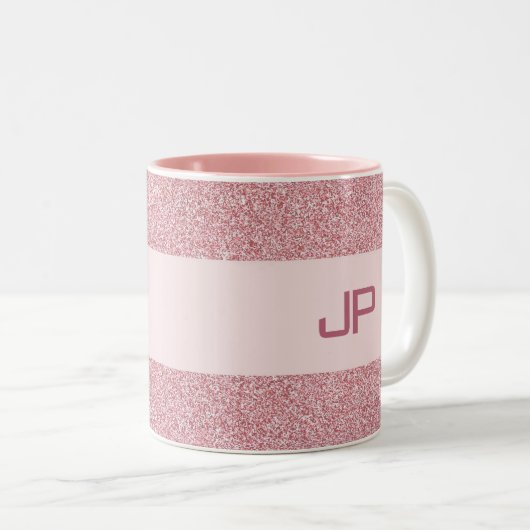 Aangepaste Roos Gouden Glitter Monogrammed Sjabloo Tweekleurige Koffiemok (Voorkant rechts)