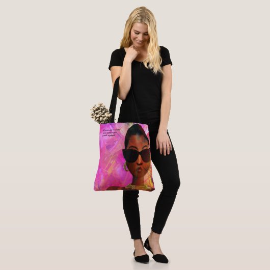 Aangepaste roze 2 Wilde Zwarte Kunst Tote Bag (Op model)