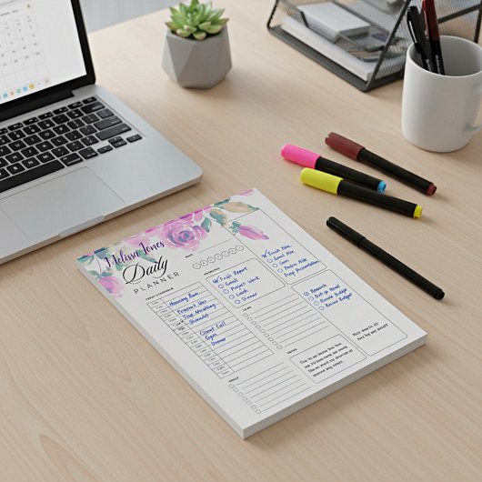 Aangepaste roze bloemen gepersonaliseerde dagelijk notitieblok