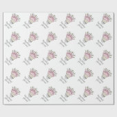 Aangepaste roze cupcake met verjaardagskandelaars  cadeaupapier (Vlak)