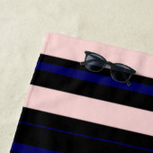 Aangepaste roze en blauwe navy strandhanddoek strandlaken (In situ)