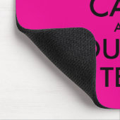 Aangepaste roze en zwarte keep calm muismat cadeau (Hoek)