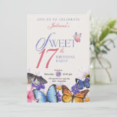 Aangepaste roze & lavendel 17e verjaardag uitnodig kaart (Staand voorkant)