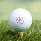 Aangepaste Roze Twee-gelaagde Monogram Voornaam Go Golfballen (Insitu Shirt)