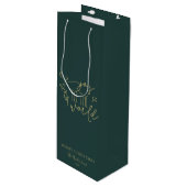 Aangepaste Rustic-kerstfamilienaam Wijn Cadeautas (Voorkant Gekanteld)