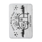 Aangepaste Rustische Camping Trailer Rv Lifestyle Badmat (Voorkant Verticaal)