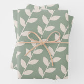 Aangepaste Sage Green 70s Retro Leaf Patroon Inpakpapier Vel (In situ)