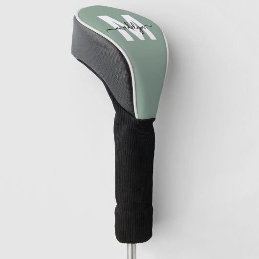 Aangepaste Sage Groen Initiaal Naam Monogram Golfheadcover (Schuin)