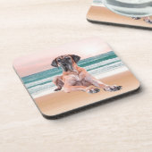 Aangepaste Schattigee Grote Deen Hond Zittend op h Onderzetter (Linkerzijde)