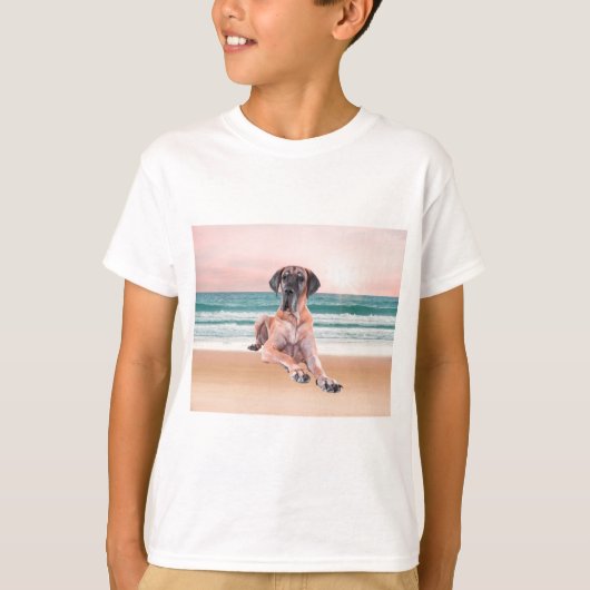 Aangepaste Schattigee Grote Deen Hond Zittend op h T-shirt (Voorkant)