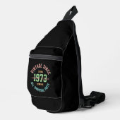 Aangepaste schooltas naam jaar vintage klassieker sling bag (Rechterhoek)