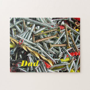 Aangepaste schroeven op een werkbank legpuzzel