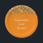 Aangepaste Sinaasappel Wit Goud Graduation Party G Papieren Bordje<br><div class="desc">Aangepast afstudeerfeest Papier bord, sinaasappel Wit Goud Ronde Sparkle, Sparkly Twinkle Glitter Haar Feest, Gepersonaliseerde afstudeerder Klasse van 2025, afstuderen PhD High School UNI, Bachelor Nursing College Degree 2026, Universitair Master MBA Law Doctor, Nurse Practitioner Teacher CPA MD, Doctoraat in de gunst Engineer JD MPA, Medisch zesde voor Arts Assistant...</div>