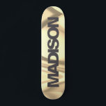 Aangepaste Skateboard Name Gold Yellow Wave<br><div class="desc">Pas dit kleurrijke Skateboard eenvoudig aan op het abstracte Gold Yellow Wave-ontwerp met zwart en cool sans serif-lettertype. Voeg jouw naam toe,  kies doopvont,  verander grootte en positie,  voeg klusje,  foto's en vormen toe. Eenvoudig en mooi,  perfect als cadeauidee voor jongens en meisjes.</div>