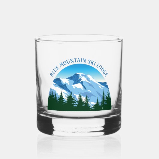 Aangepaste Ski Lodge Winter Resort Snowy Mountain Whisky Glas (Voorkant)