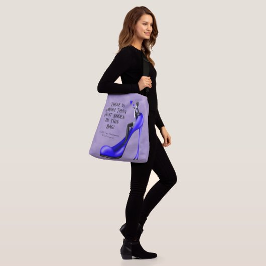 Aangepaste Slogan Modieuze Dame in Stiletto Crossbody Tas (Op model)
