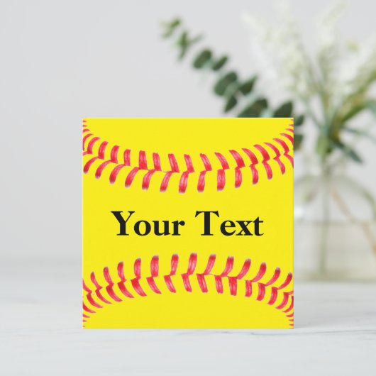 Aangepaste Softball-uitnodigingen Kaart (Staand voorkant)