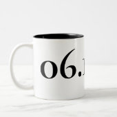 Aangepaste speciale datum zwart-wit tweekleurige koffiemok (Links)