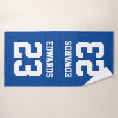 Aangepaste sporten genummerd met naam badhanddoek (Badhanddoek)