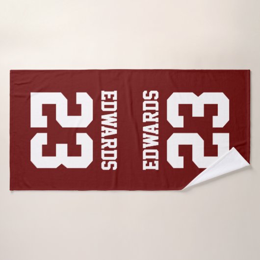 Aangepaste sporten genummerd met naam badhanddoek (Badhanddoek)