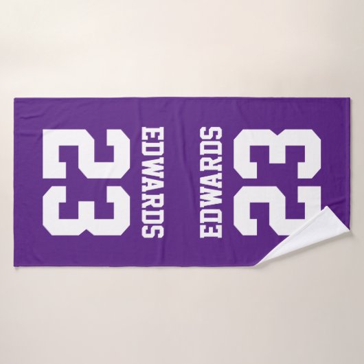 Aangepaste sporten genummerd met naam badhanddoek (Badhanddoek)