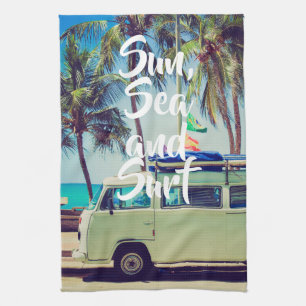 Aangepaste,  strandkamperbus en palmbomen: theedoek