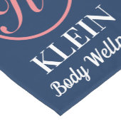 Aangepaste tabel runner met uw Logo en tekst Korte Tafelloper (Hoek)