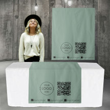 Aangepaste tafelbanner in saliegroen met QR-code