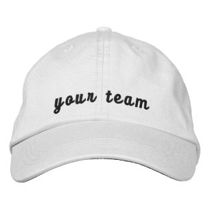 Aangepaste Teamnaam Minimalistische Scriptie Geborduurde Pet
