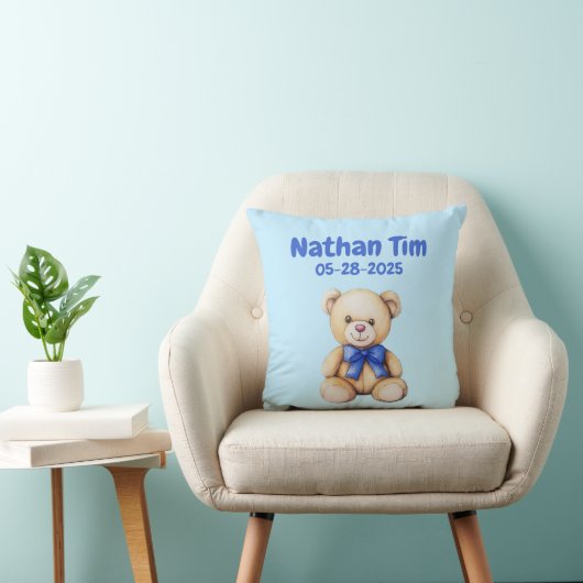 Aangepaste Teddy Bear Baby Boy Naam & DOB Kussen (Stoel)