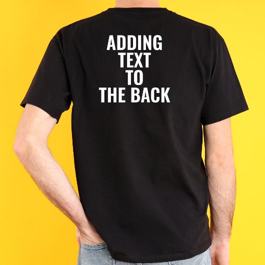 Aangepaste tekst aan de achterkant toevoegen t-shirt