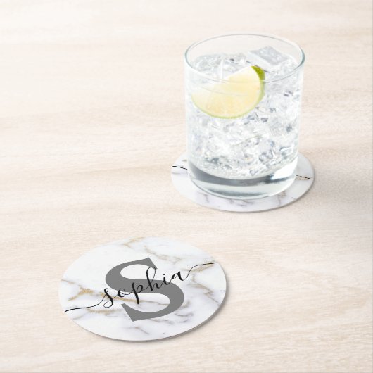 Aangepaste tekst aangepast marmer monogram aangepa ronde kartonnen onderzetter (Insitu)