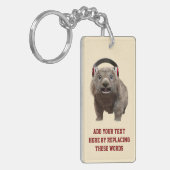 Aangepaste tekst Cute Wombat Koptelefoon Sleutelhanger (Voorkant Links)
