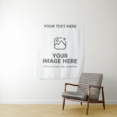 Aangepaste tekst en afbeelding wandkleed (In situ)
