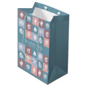Aangepaste tekst en locatie Seashells Patroon Medium Cadeauzakje (Voorkant Gekanteld)