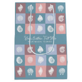 Aangepaste tekst en locatie Seashells Patroon Medium Cadeauzakje (Achterkant)
