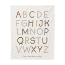 Aangepaste tekst geschilderd alfabet kinderkamer