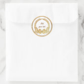 Aangepaste tekst, gouden vlinder en bloem ronde sticker (Tas)