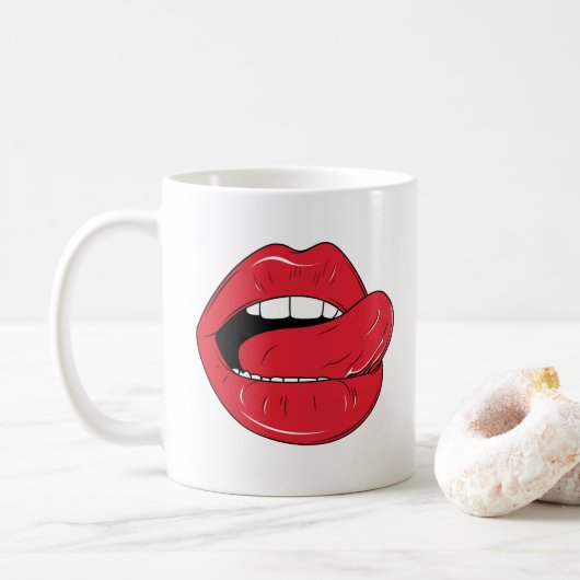 Aangepaste tekst grappige rode lippen cartoon mond koffiemok (Met donut)