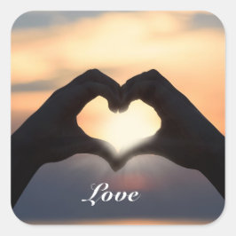 Aangepaste tekst Liefde Handen Hart Vorm Schemerin Vierkante Sticker
