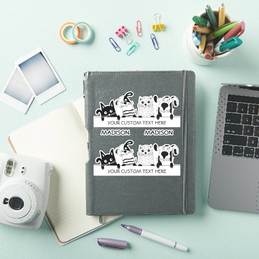 Aangepaste tekst & naam Schattige Cats & Dogs Sticker (iPad Cover)