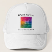Aangepaste tekst nooit opgeven vrouwen Mannen wit Trucker Pet (Voorkant)