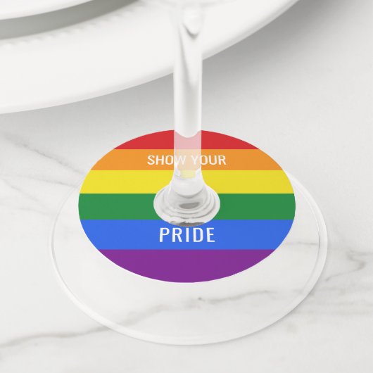Aangepaste tekst Rainbow Flag wijnglas labels (Dichtbij)