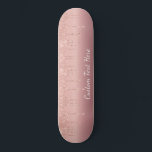 Aangepaste tekst Roos Gold Blush Glitter Sparkle D Persoonlijk Skateboard<br><div class="desc">Aangepaste tekst Roos Gold Blush Glitter Sparkle Drips Roze bruiloft of partijbenodigdheden / Gift - Voeg uw unieke tekst / naam toe of verwijder tekst - Maak uw speciale cadeautje - Resize en beweeg of verwijder tekst / elementen met aanpassingsgereedschap. Ontwerp door MIGNED. Zie mijn andere projecten/design en schilderijen. Je...</div>