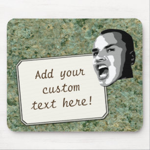Aangepaste tekst Shout op Green Rock Texture Muismat
