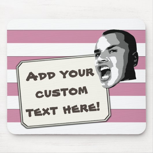 Aangepaste tekst Shout op Pastel White Stripes Muismat (Voorkant)