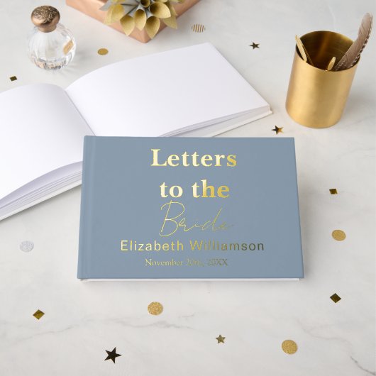Aangepaste tekst Stofblauw Gouden Letters aan de B Gastenboek (Voorkant open)