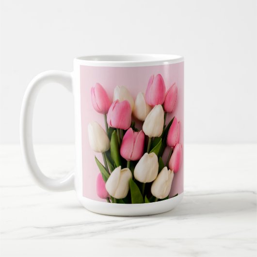 Aangepaste tekst tulpen op roze koffiemok (Links)