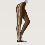 Aangepaste tekst voor bruin en goudglitter Athleti Leggings<br><div class="desc">Vaste bruine en gouden gepersonaliseerde leggings met een dubbele atletische streep in gouden glitter met aangepaste tekst in het midden die aan beide zijden kan verschillen. Ideaal voor het weergeven van uw favoriete offerte, inspirerend mantra, teamnaam of jouw naam bij herhaling onderaan elk been! De vervormende kleur en de doopvonten...</div>